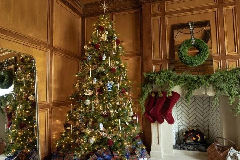 The Classic Christmas Tree product image